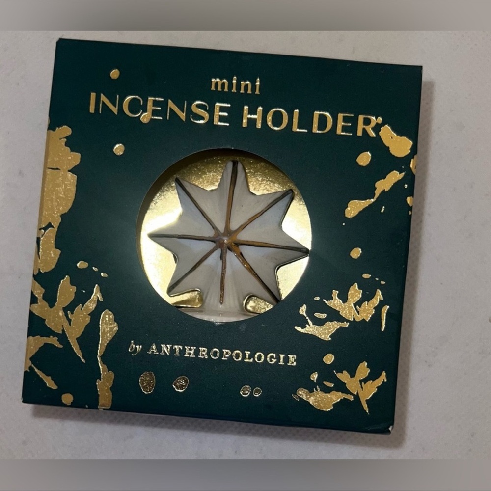 NWT Anthropologie Ceramic Star Incense Holder with Gold Trim - Picture 5 of 5